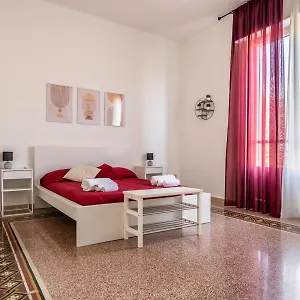  Apartment La Maiolica - Centro Storico Italy