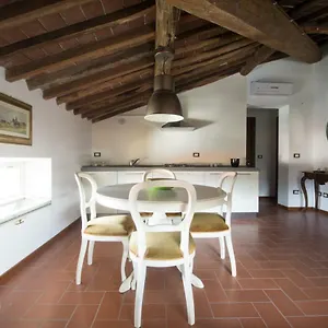 Charme Con Parcheggio Appartement